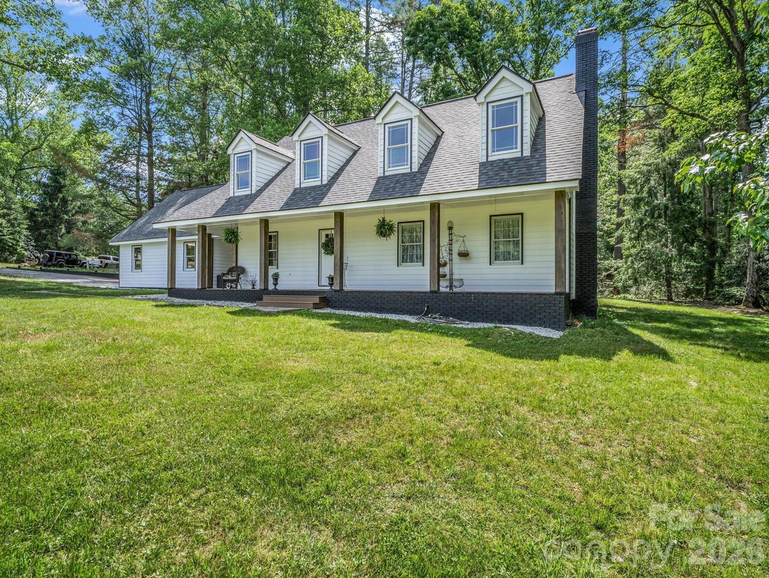 Maison à Hendersonville, Caroline du Nord, États-Unis 3 - 18731657