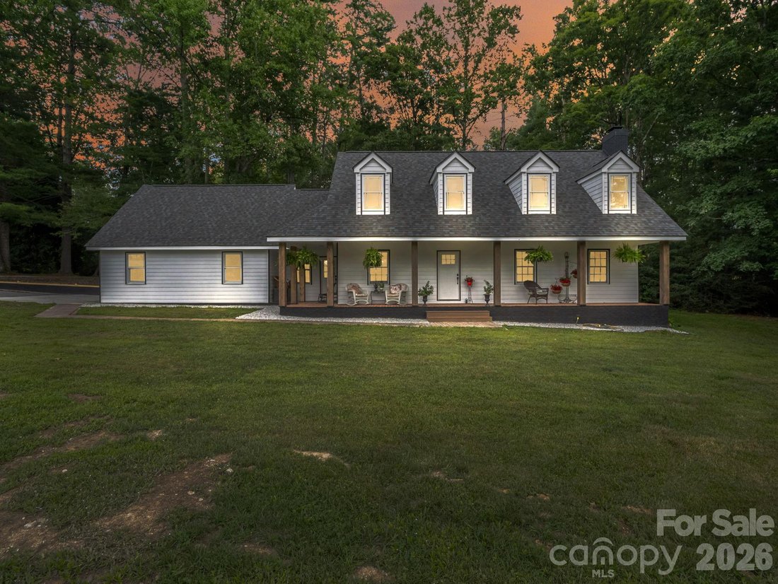Maison à Hendersonville, Caroline du Nord, États-Unis 2 - 18731657