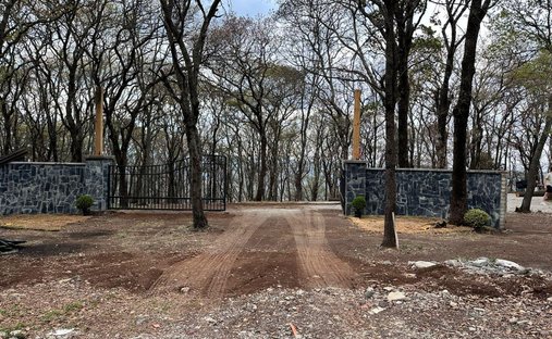 Land in Santa María Mazatla, State of Mexico, Mexico 1