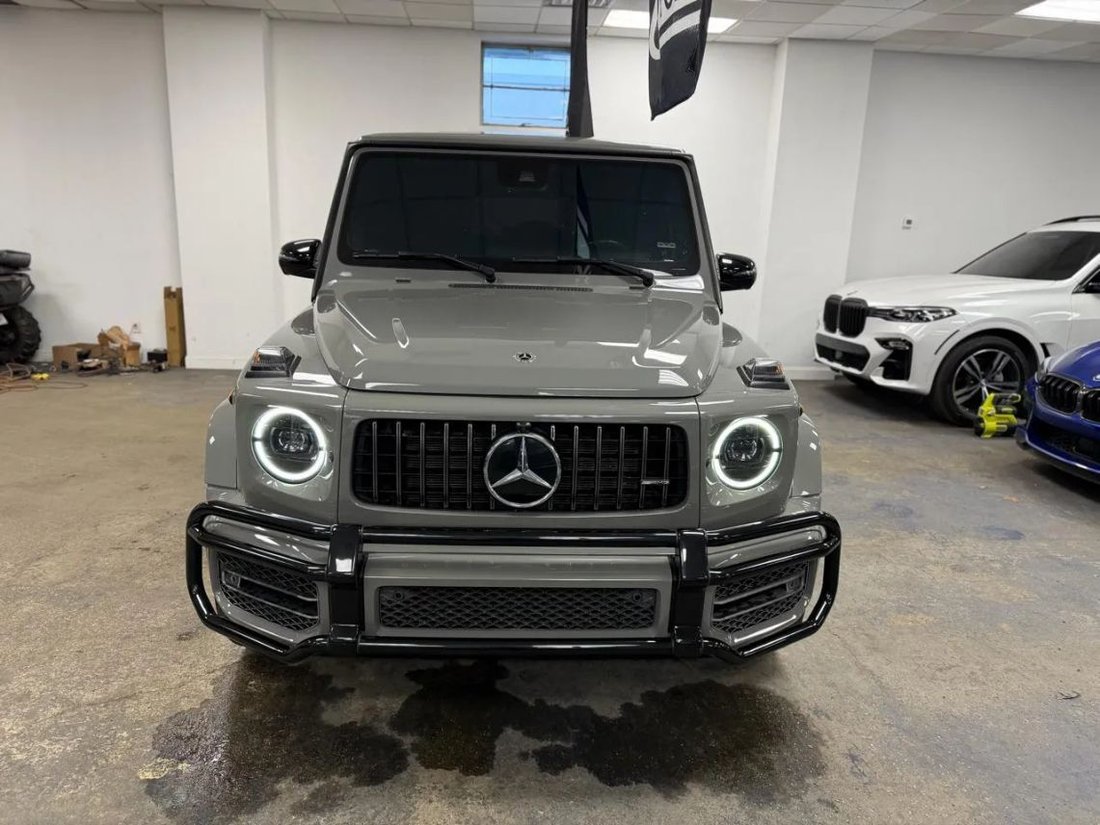 Suv in Great Neck, NY, United States 3 - 18737515
