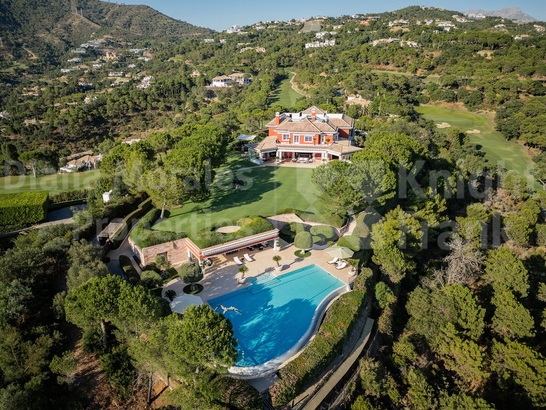 Villa in La Zagaleta, Benahavis, Andalusia 1 - 18733077