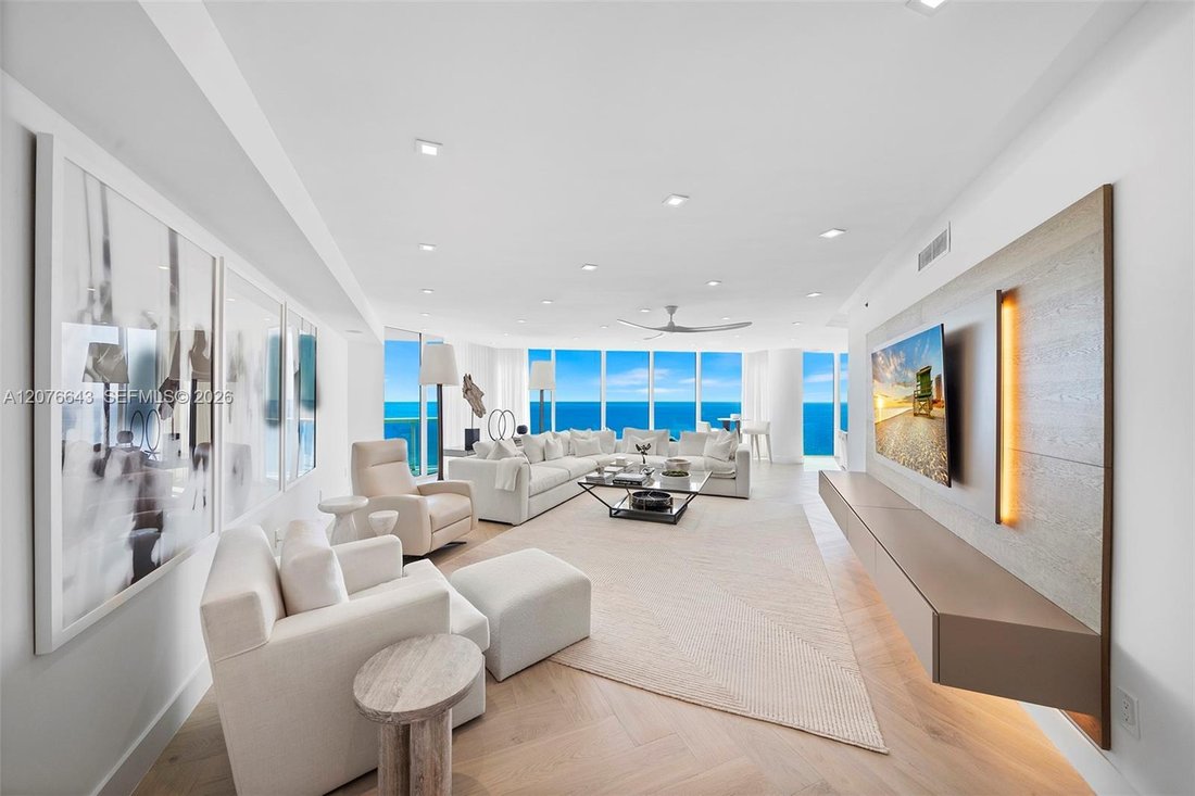 Condo in Hollywood, Florida, United States 5 - 18736549