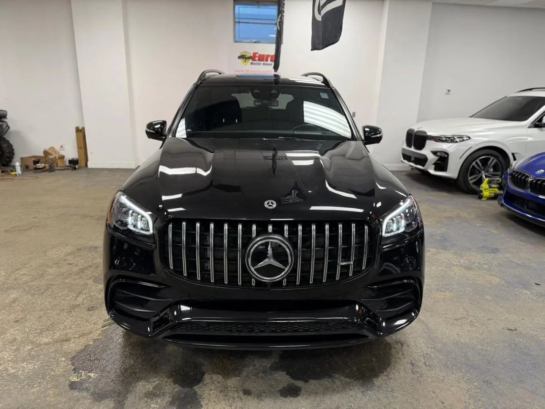 Suv in Great Neck, NY, United States 4 - 18734015