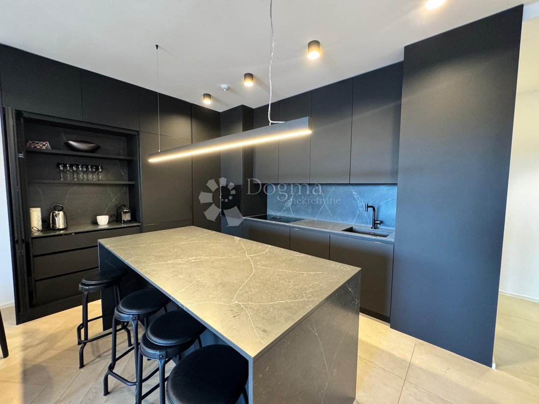 Apartamento en Petrusevec, Zagreb, Zagreb 5 - 18736743