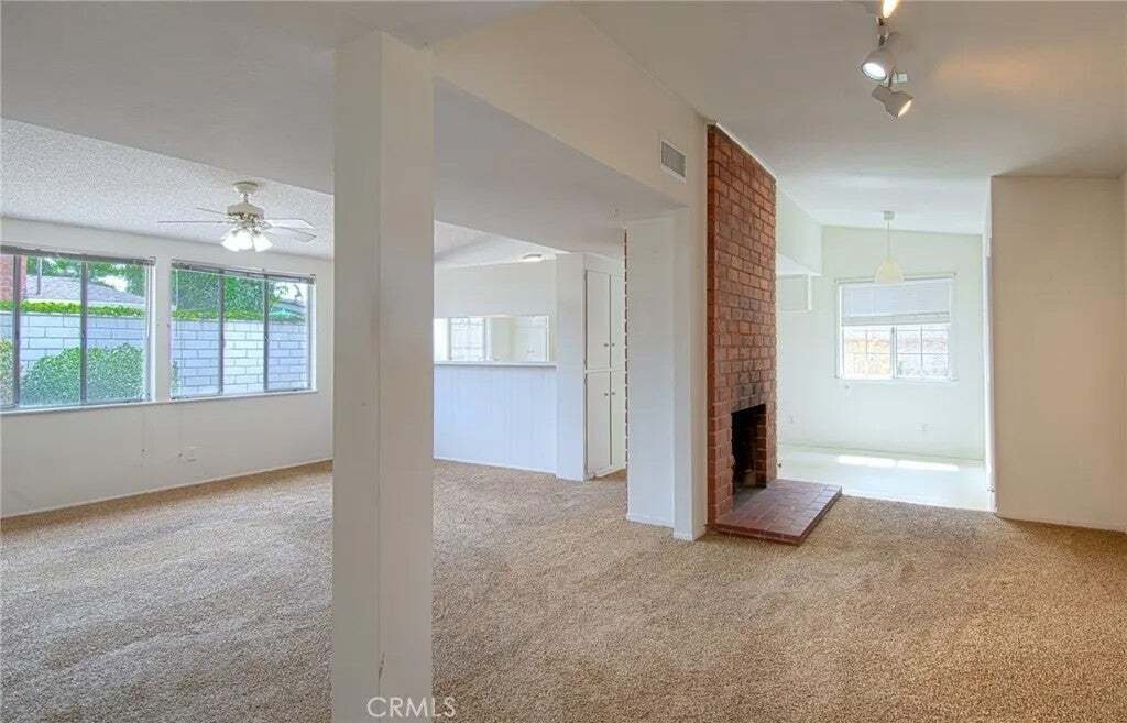 Casa en Costa Mesa, California, Estados Unidos 4 - 18736122