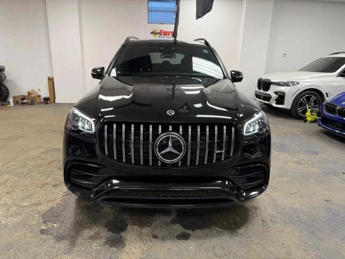 Suv in Great Neck, NY, United States 3 - 18734015