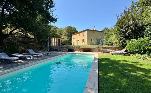Villa in Bouc-Bel-Air, Provence-Alpes-Côte d'Azur, Frankreich 1