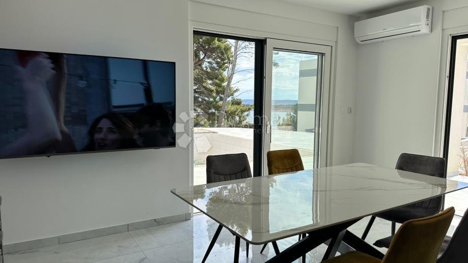 Appartamento a Banjol, Regione litoraneo-montana, Croazia 1 - 18736670