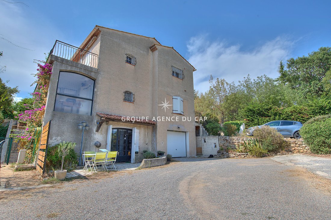Villa à Fréjus, Provence-Alpes-Côte d'Azur, France 3 - 18734022