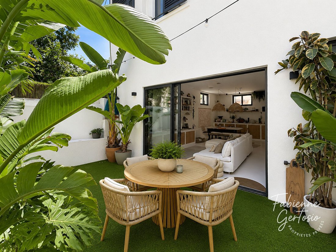 Villa en La Ciotat, Provenza-Alpes-Costa Azul, Francia 1 - 18734033