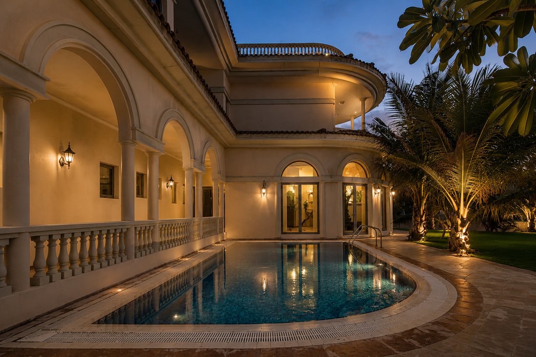 Villa en Al Wasl, Dubái, Emiratos Árabes Unidos 1 - 18441584
