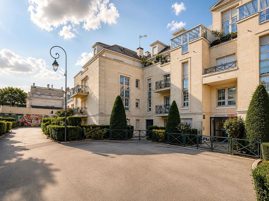 Apartment in Centre Ville-Sarments, Châtillon, France 2 - 18733743