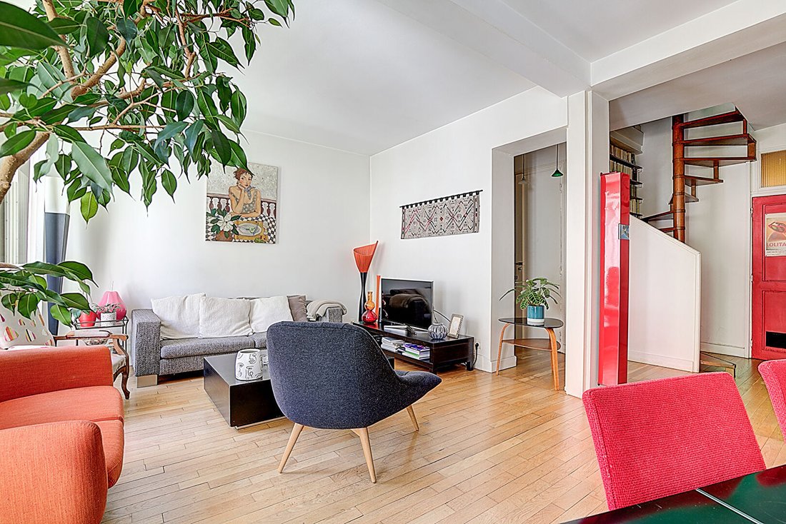 Apartment in Moskowa-Porte Montmartre-Porte de Clignancourt, Paris 18e Arrondissement, Paris 5 - 18737485