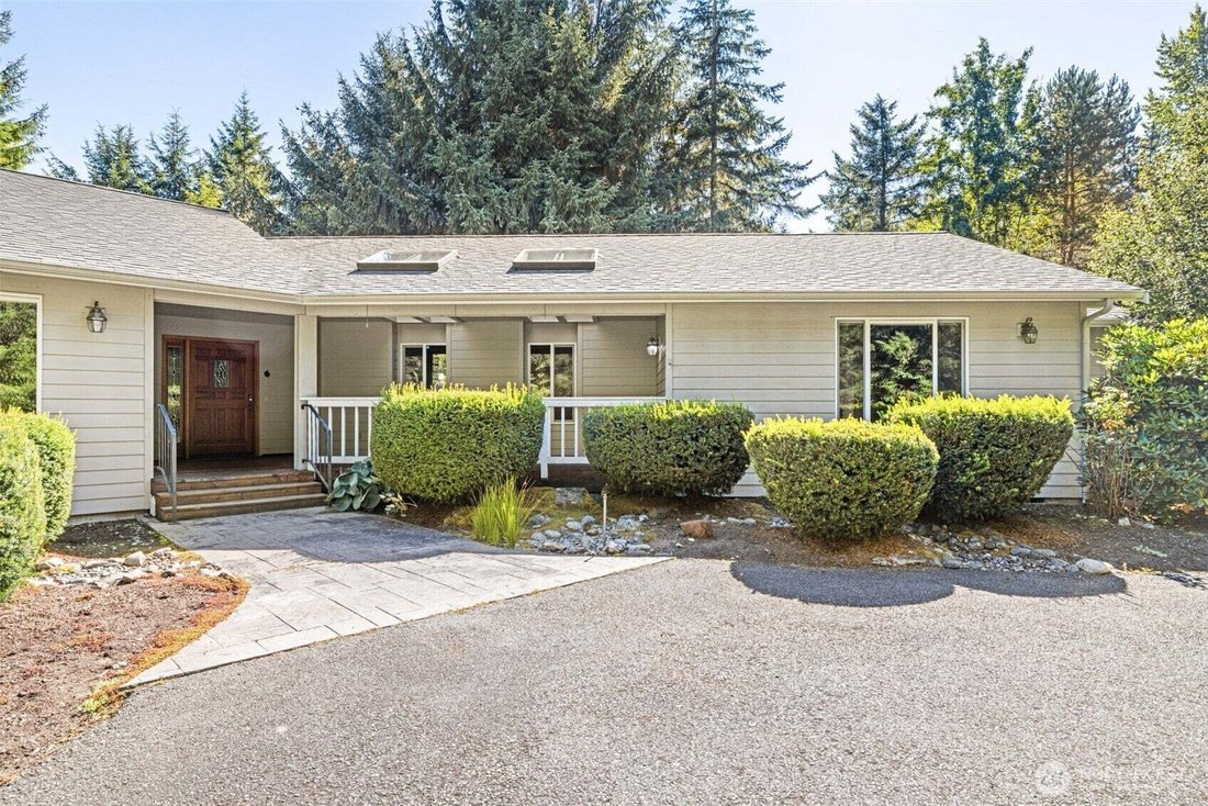 House in Port Angeles, Washington, United States 3 - 18733789