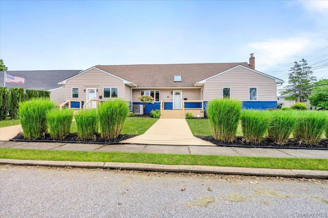 Casa en West Islip, Nueva York, Estados Unidos 1 - 18734658