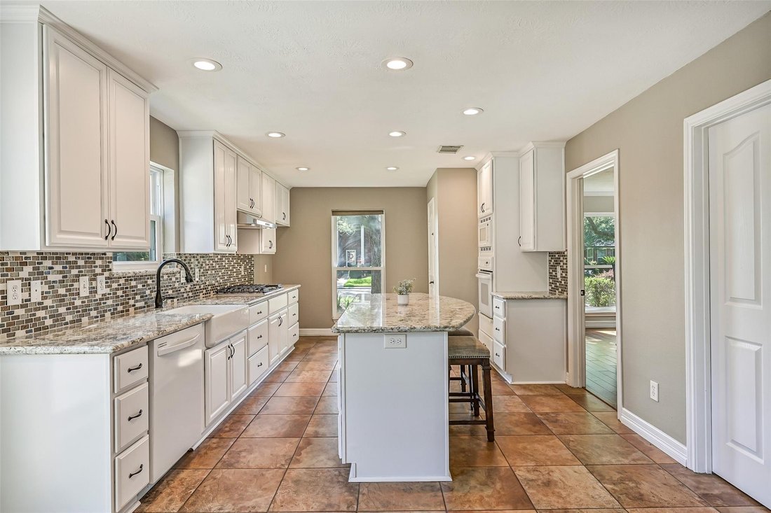 Casa en Friendswood, Texas, Estados Unidos 3 - 18732854