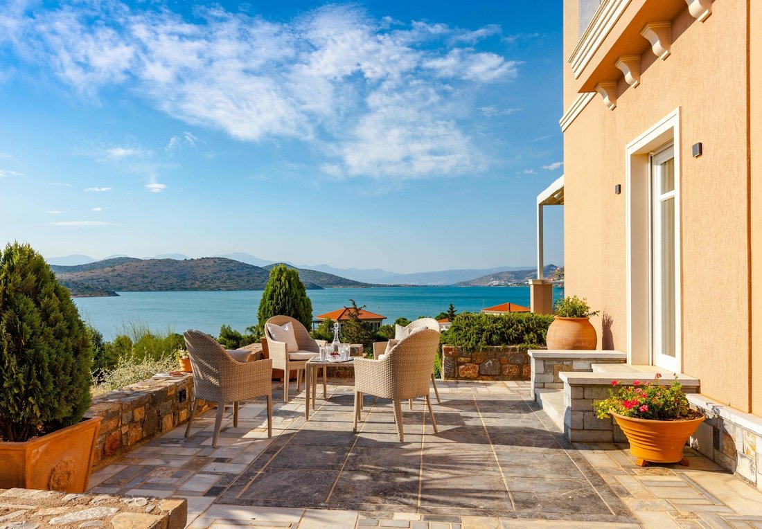 Villa in Community of Elounta, Agios Nikolaos Municipal Unit, Greece 3 - 18732264