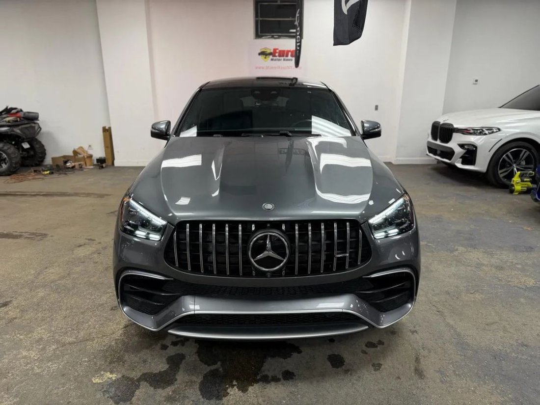 Suv in Great Neck, NY, United States 3 - 18733959