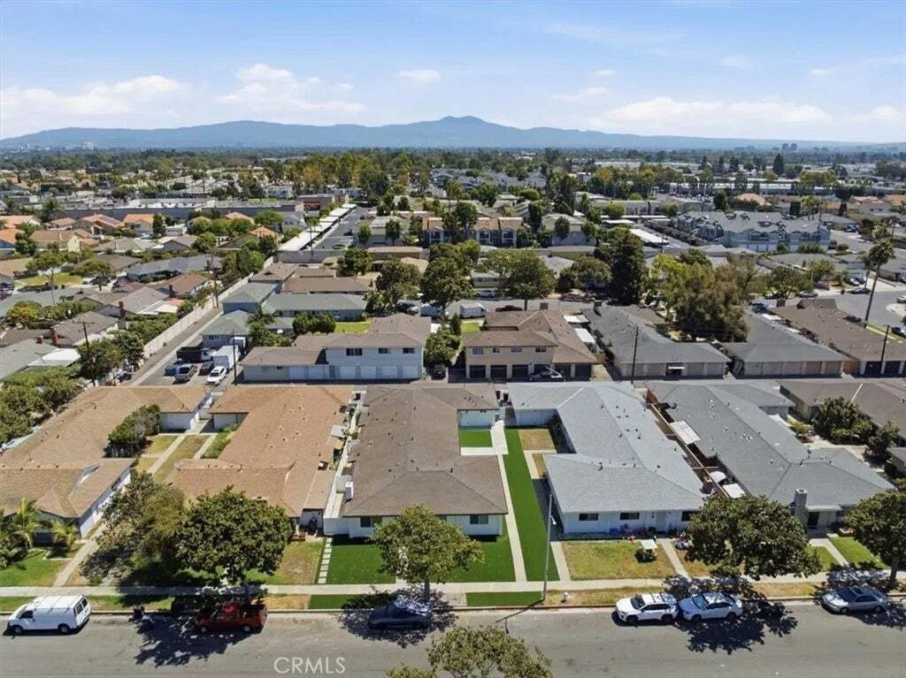 Autres à Fountain Valley, Californie, États-Unis 1 - 18735983