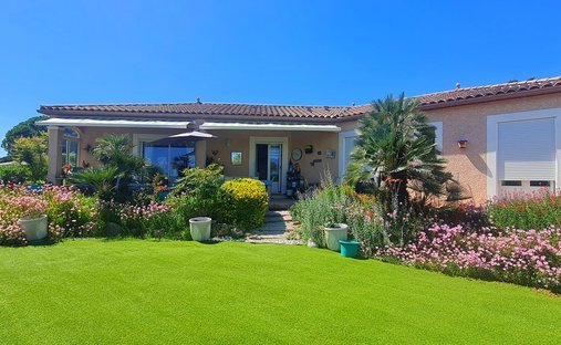 Villa a Saint-Geniès-de-Fontedit, Occitania, Francia 1