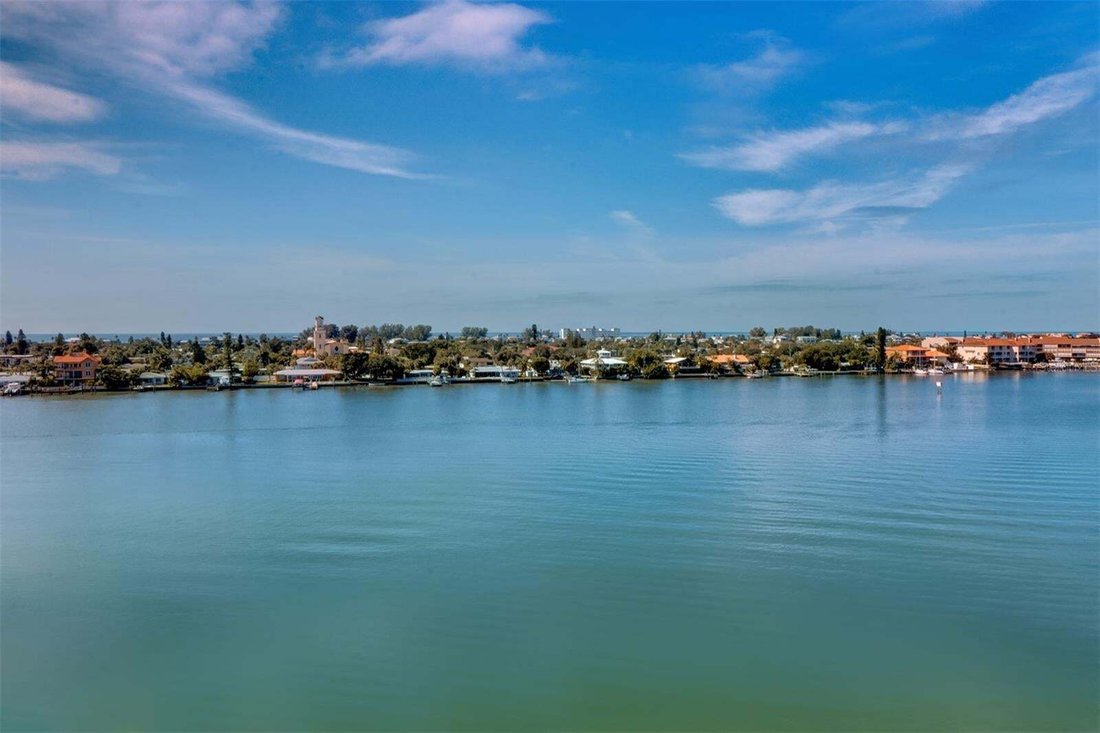 Condominio a St. Petersburg, Florida, Stati Uniti 2 - 18735127
