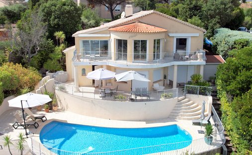 Villa à Les Issambres, Roquebrune-sur-Argens, France 1