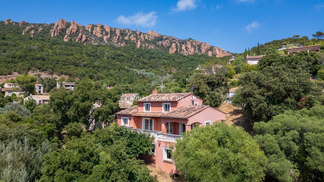 Villa en Le Dramont-Agay-Anthéor-Le Trayas, Saint-Raphaël, Francia 3 - 18734082