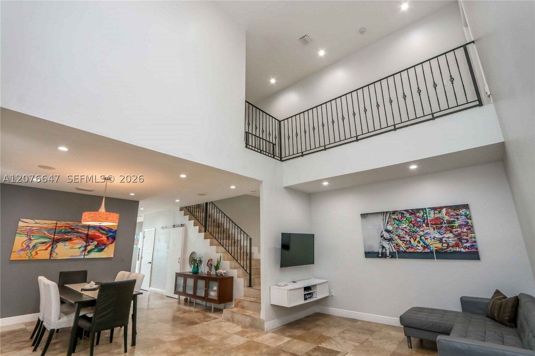 Casa a Miami, Florida, Stati Uniti 5 - 18736228