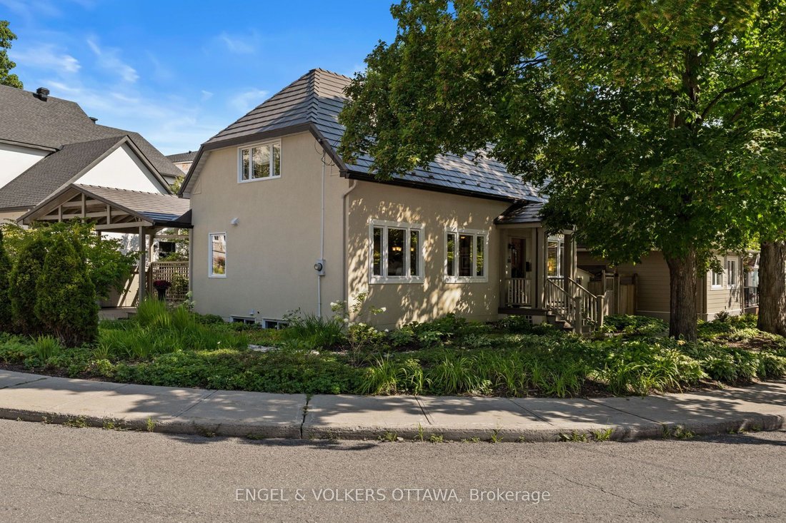 House in Ottawa, Ontario, Canada 4 - 18736834