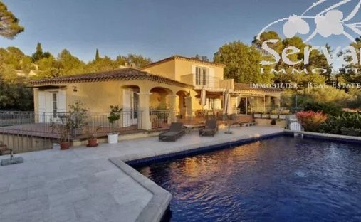 Villa in Saint-Antonin-du-Var, Provence-Alpes-Côte d'Azur, Frankreich 1