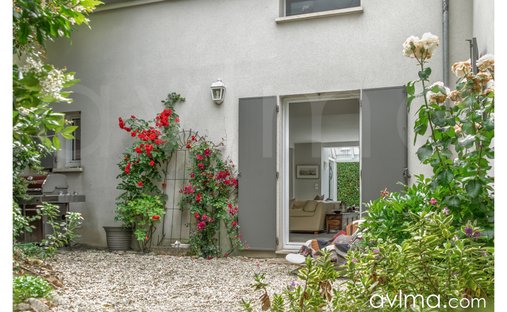 House in Nord, Saint-Nom-la-Bretèche, France 1