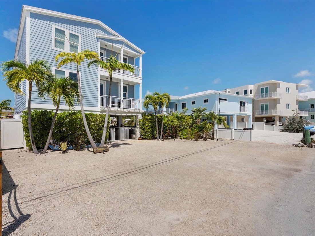 Maison à Key Colony Beach, Floride, États-Unis 5 - 18731754