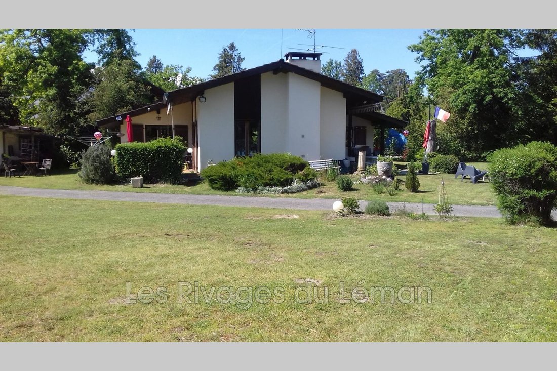Villa in Sciez, Auvergne-Rhone-Alpen, Frankreich 1 - 18733202