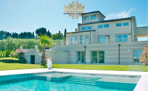 Casa en Misano Adriático, Emilia-Romaña, Italia 1
