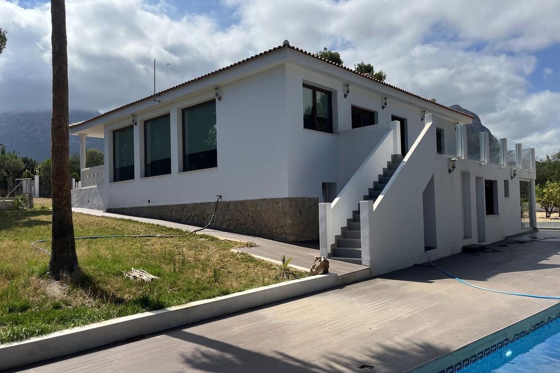 Villa en La Nucía, Comunidad Valenciana, España 3 - 18733064
