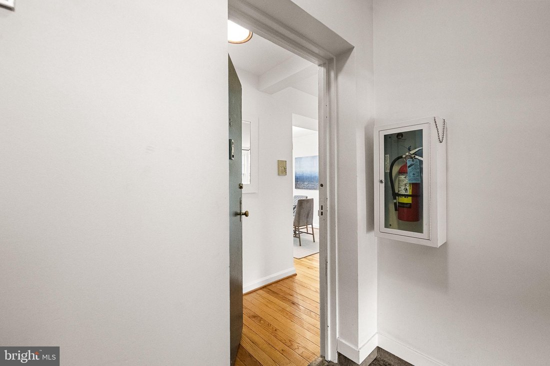 Condo in Washington, District of Columbia, United States 4 - 18732959