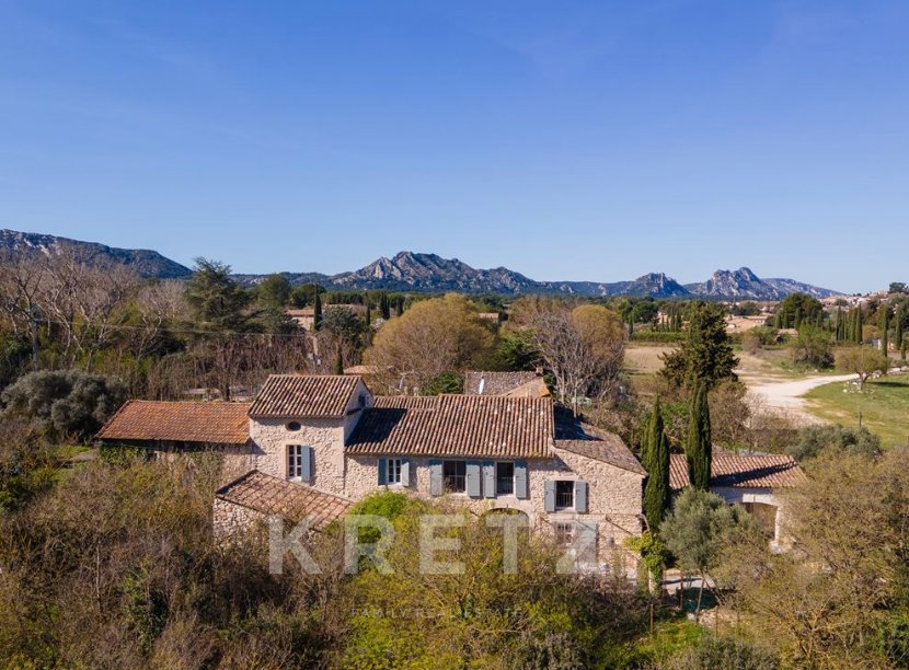 Country House in Saint-Rémy-de-Provence, Provence-Alpes-Côte d'Azur, France 5 - 18737833