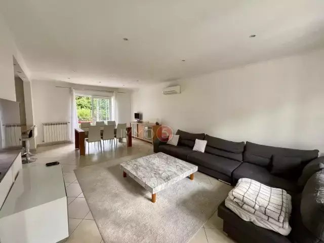 Maison à Thiers, Le Raincy, France 2 - 16409443