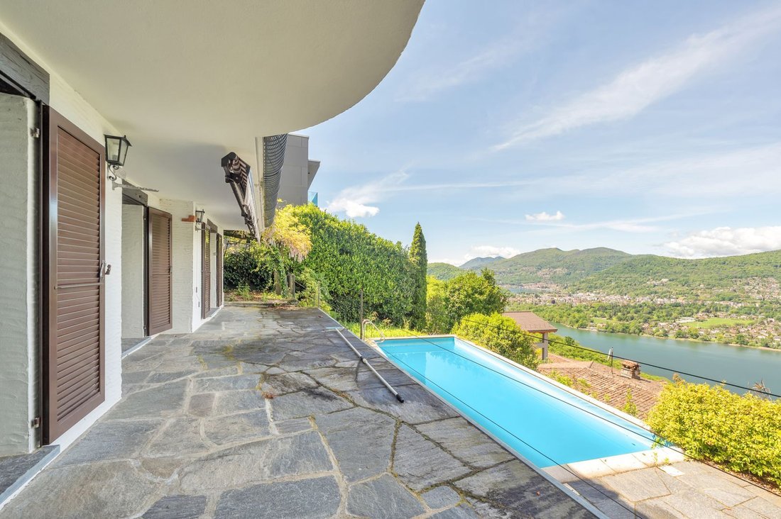 House in Collina d'Oro, Ticino, Switzerland 2 - 18732192