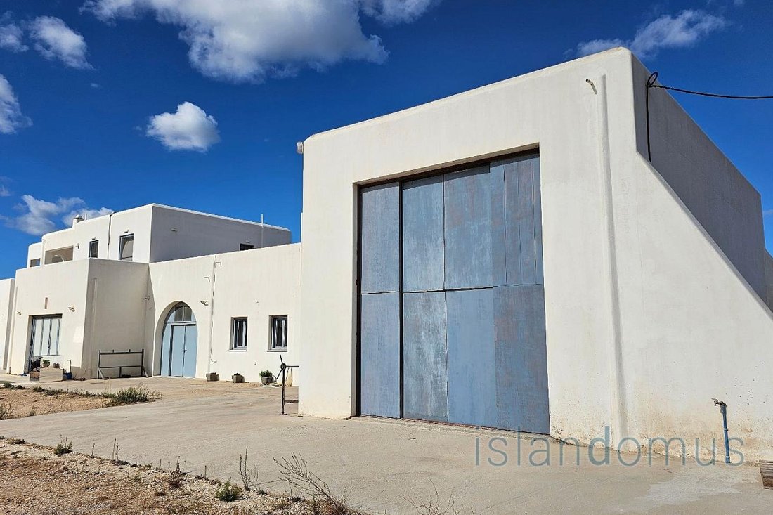 House in Paros, Aegean, Greece 2 - 18731987