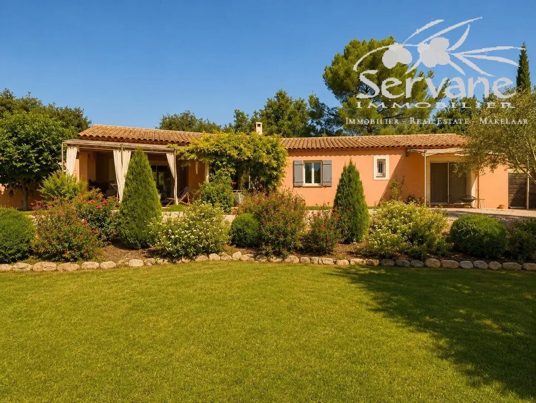 Villa in Correns, Provence-Alpes-Côte d'Azur, France 1 - 18420624
