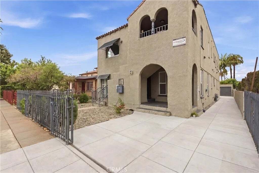 Appartement à Los Angeles, Californie, États-Unis 4 - 18736097
