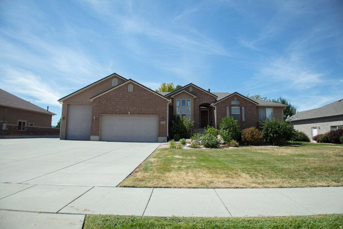 Maison à Ogden, Utah, États-Unis 3 - 18734767