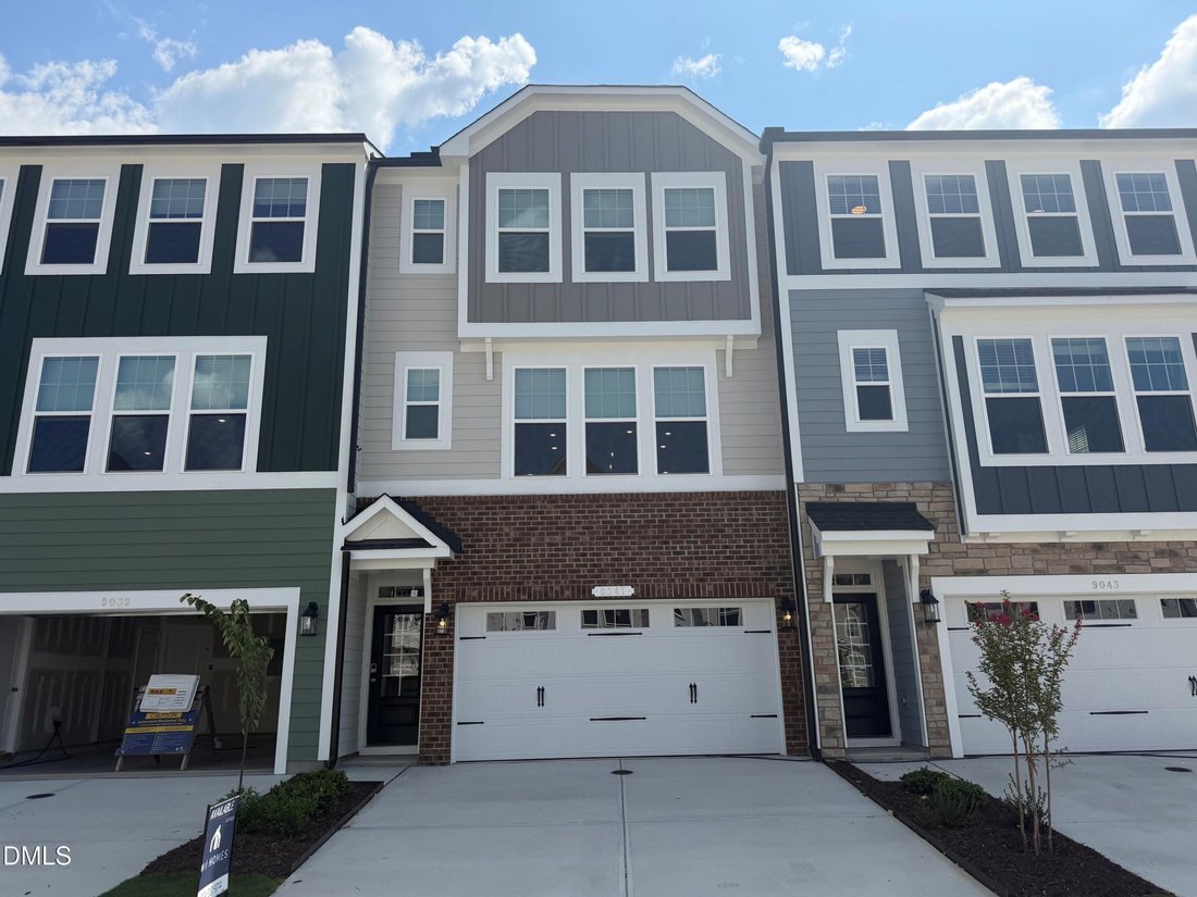 Townhouse en Apex, Carolina del Norte, Estados Unidos 1 - 18735600
