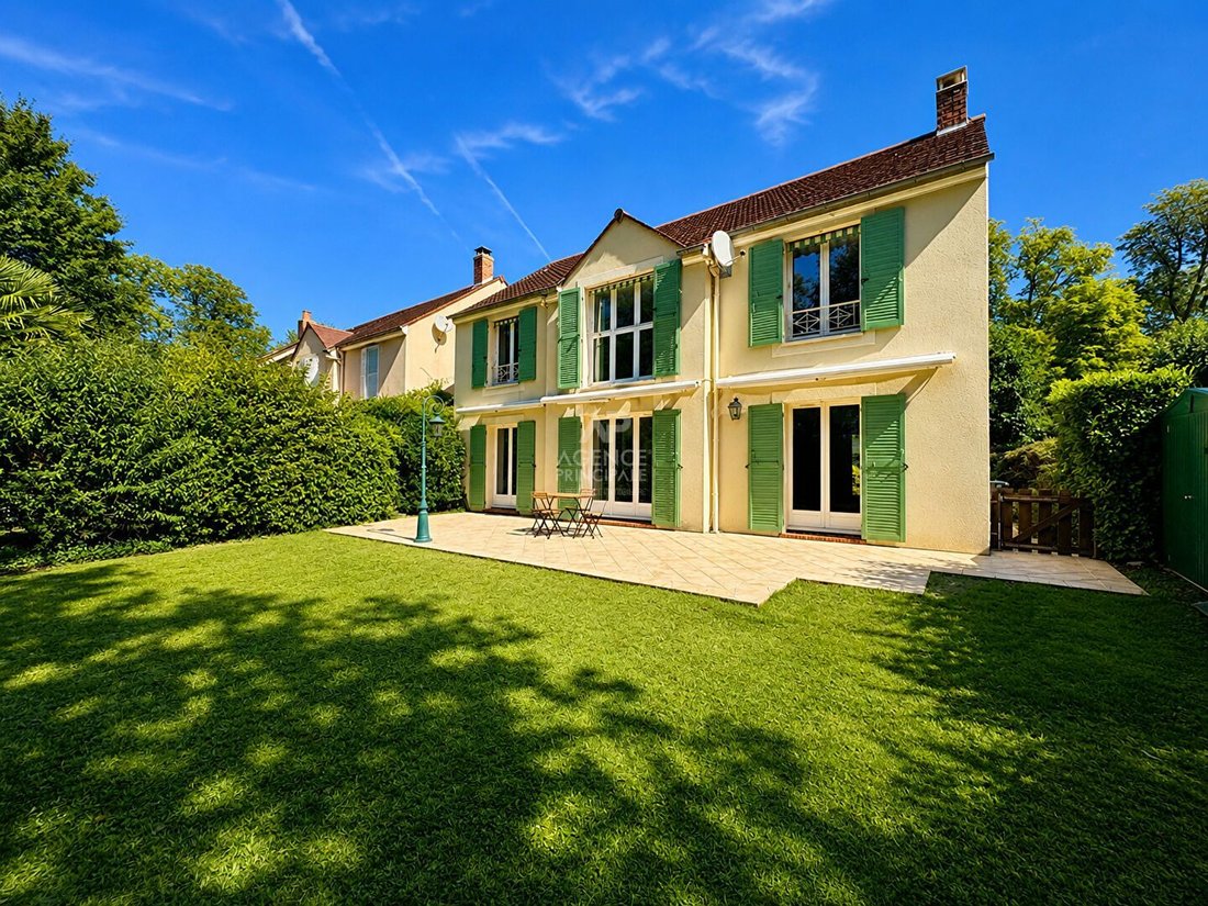Haus in Neuville-sur-Oise, Île-de-France, Frankreich 3 - 18736763