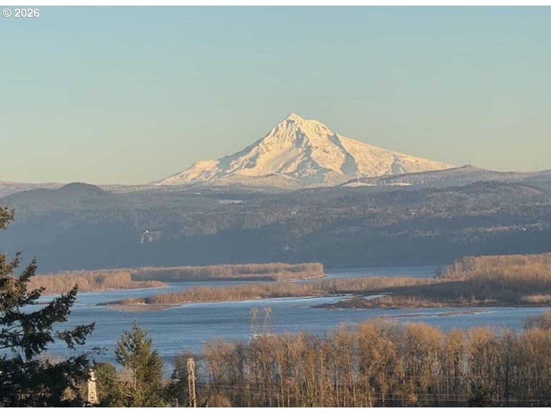 Condo in Camas, Washington, United States 2 - 18734685