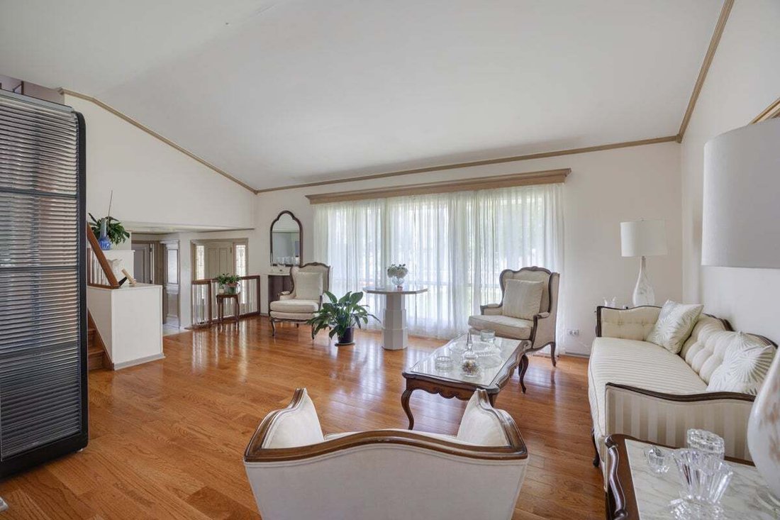 Casa a Mount Prospect, Illinois, Stati Uniti 4 - 18735568
