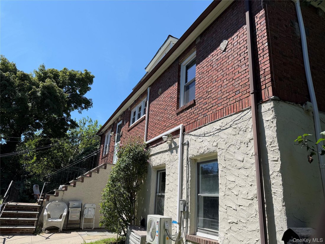 Altro a Yonkers, New York, Stati Uniti 2 - 18734665