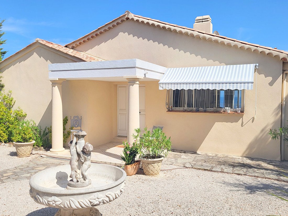 Villa in Les Issambres, Roquebrune-sur-Argens, Frankreich 3 - 18737445