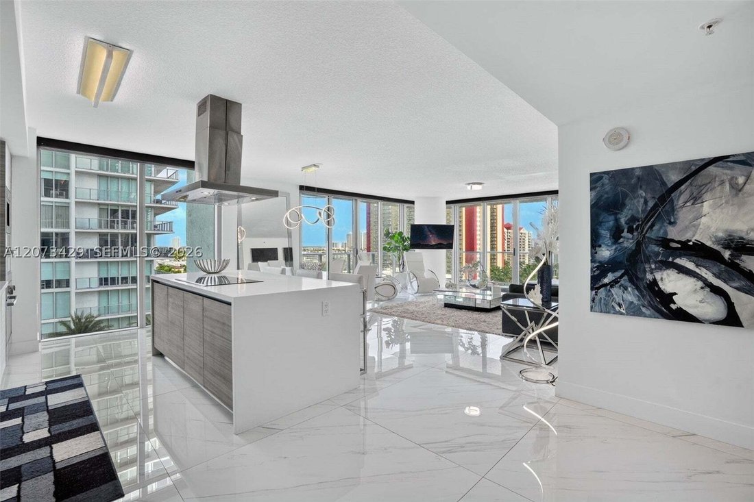 Condo in Golden Beach, Florida, United States 2 - 18731934